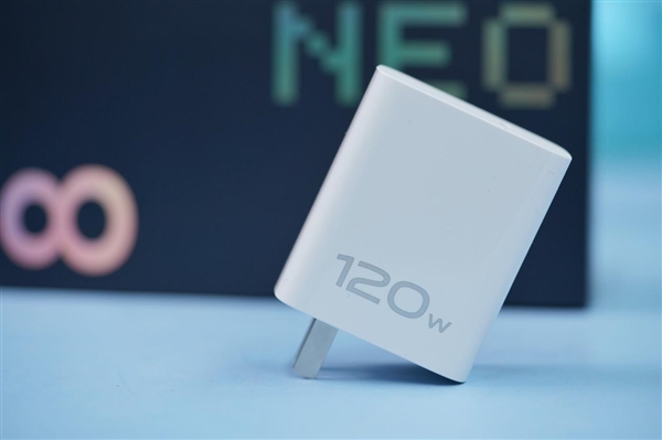 全球首發(fā)天璣9200+!iQOO Neo8 Pro賽點版圖賞(圖25) 全球首發(fā)天璣9200+!iQOO Neo8 Pro賽點版圖賞(圖25)