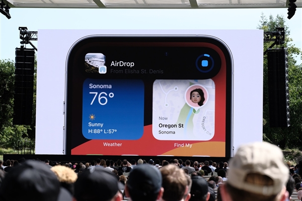 iOS 17正式發(fā)布！全新來電海報(bào)、橫屏待機(jī)模式驚艷了(圖4)