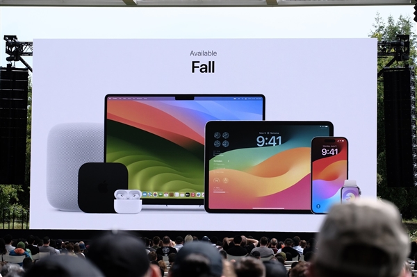 iOS 17正式發(fā)布！全新來電海報(bào)、橫屏待機(jī)模式驚艷了(圖14)