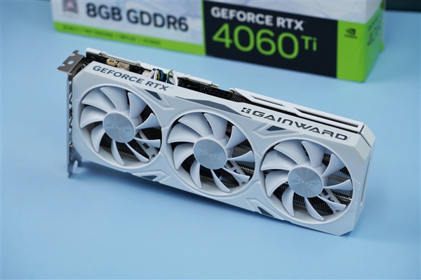 純白外殼淡雅清新！耕升RTX 4060 Ti踏雪顯卡圖賞(圖4)