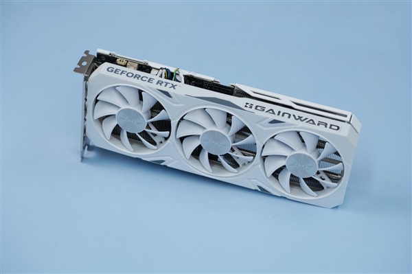 純白外殼淡雅清新！耕升RTX 4060 Ti踏雪顯卡圖賞(圖6)