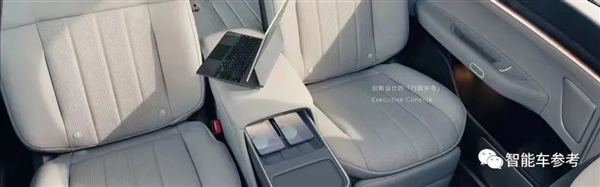 蔚來造手機(jī) 一股OPPO味(圖14)