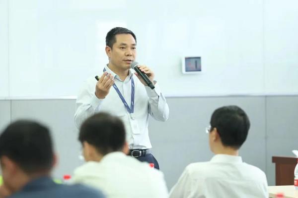 無“微”不至 聚力行遠(圖2) 無“微”不至 聚力行遠(圖2)
